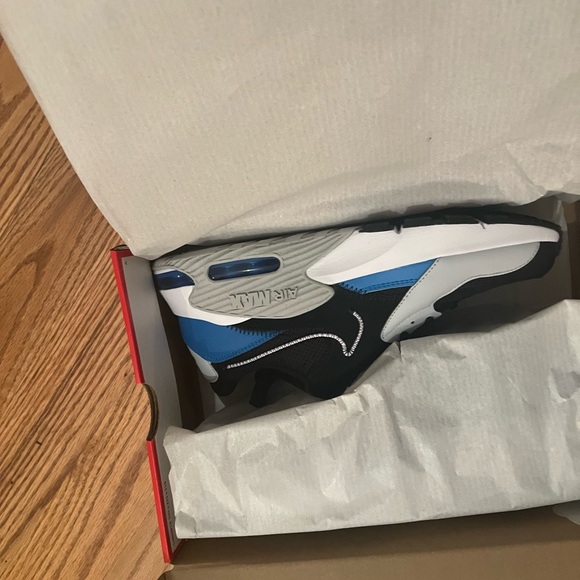 New In Box- Men’s Nike Air Max Excee - Picture 8 of 9